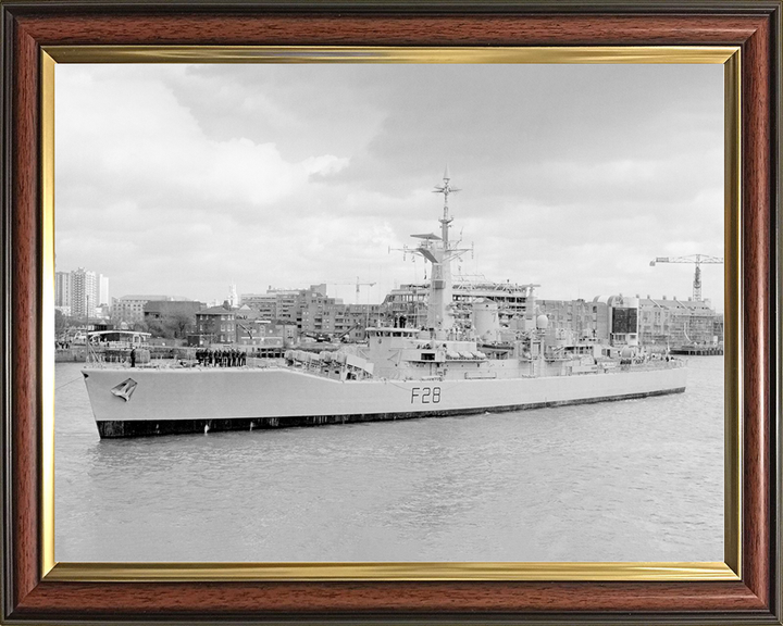 HMS Cleopatra (F28) Royal Navy Leander Class Frigate Entering Port Photo Print Wall Art Decor Posters, Prints, & Visual Artwork Hampshire Prints 10 x 8 Classic Frame No