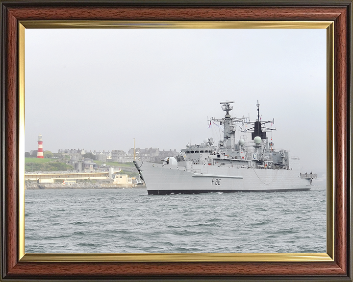 HMS Campbeltown (F86) Royal Navy Type 22 Frigate Entering Plymouth Photo Print Wall Art Decor Posters, Prints, & Visual Artwork Hampshire Prints 10 x 8 Classic Frame No