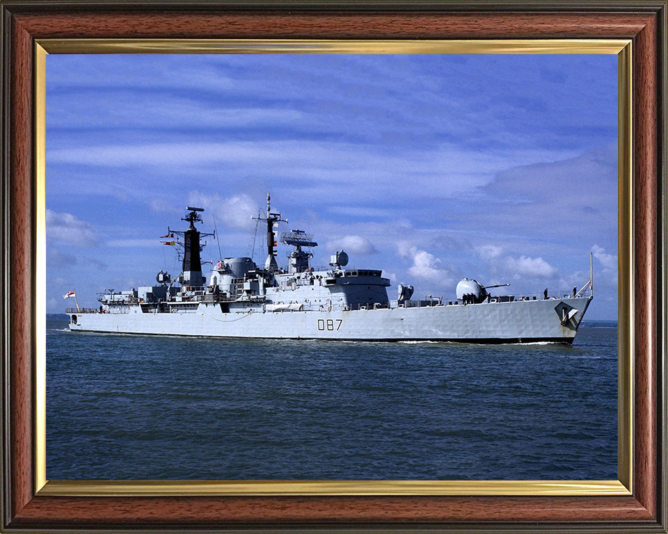HMS Newcastle (D87) Photo Print - Entering Harbour - Royal Navy Type 42 Destroyer Hampshire Prints 10 x 8 Classic Frame No