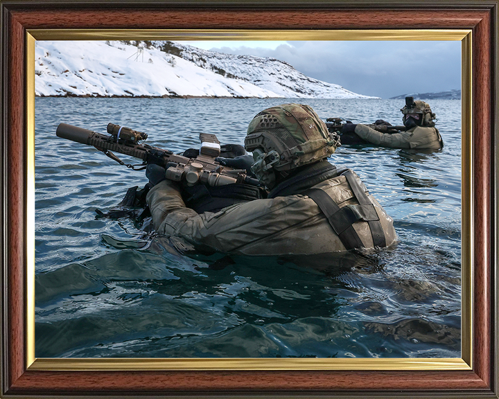 Royal Marines beach assault Wading to shore Photo Print 30 Commando Wall Art Military Decor Poster Posters, Prints, & Visual Artwork Hampshire Prints 10 x 8 Classic Frame No