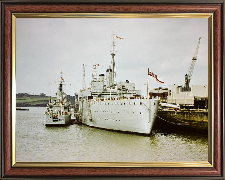 HMS Defiance (A187) Royal Navy Maidstone Class Ship Alongside HMS Leander Photo Print Wall Art Decor Posters, Prints, & Visual Artwork Hampshire Prints 10 x 8 Classic Frame No