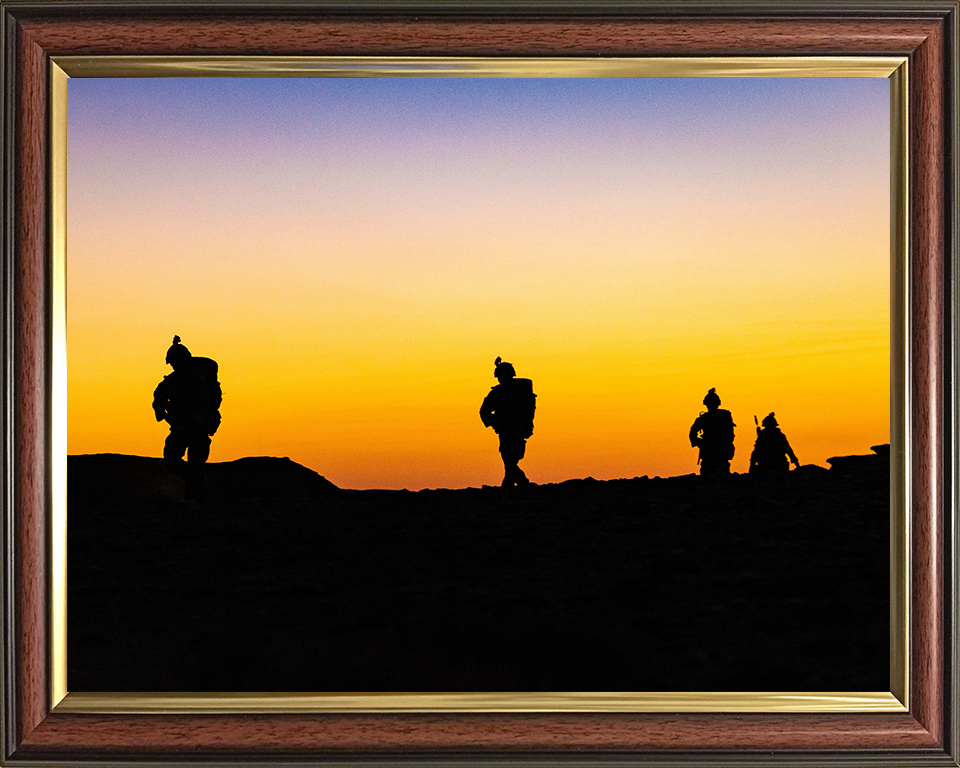 Soldiers Silhouette at sunset Photo Print - British Army Hampshire Prints 10 x 8 Classic Frame No