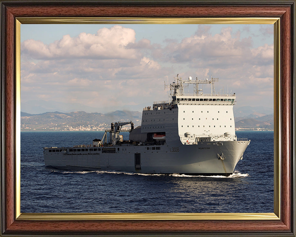 RFA Mounts Bay L3008 | Photo Print | Framed Print | Bay Class | Auxiliary Dock | Royal Fleet Auxiliary Hampshire Prints