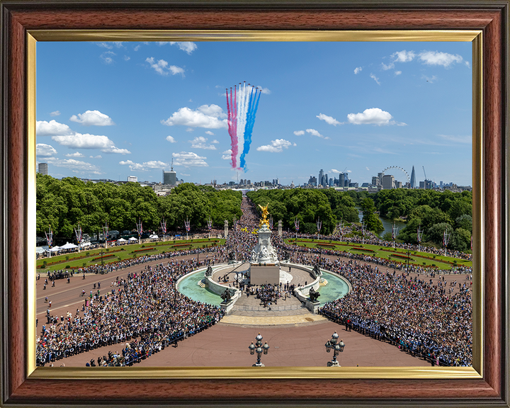 RAF Red Arrows Over Buckingham Palace Photo Print - Royal Air Force Aircraft Hampshire Prints 10 x 8 Classic Frame No