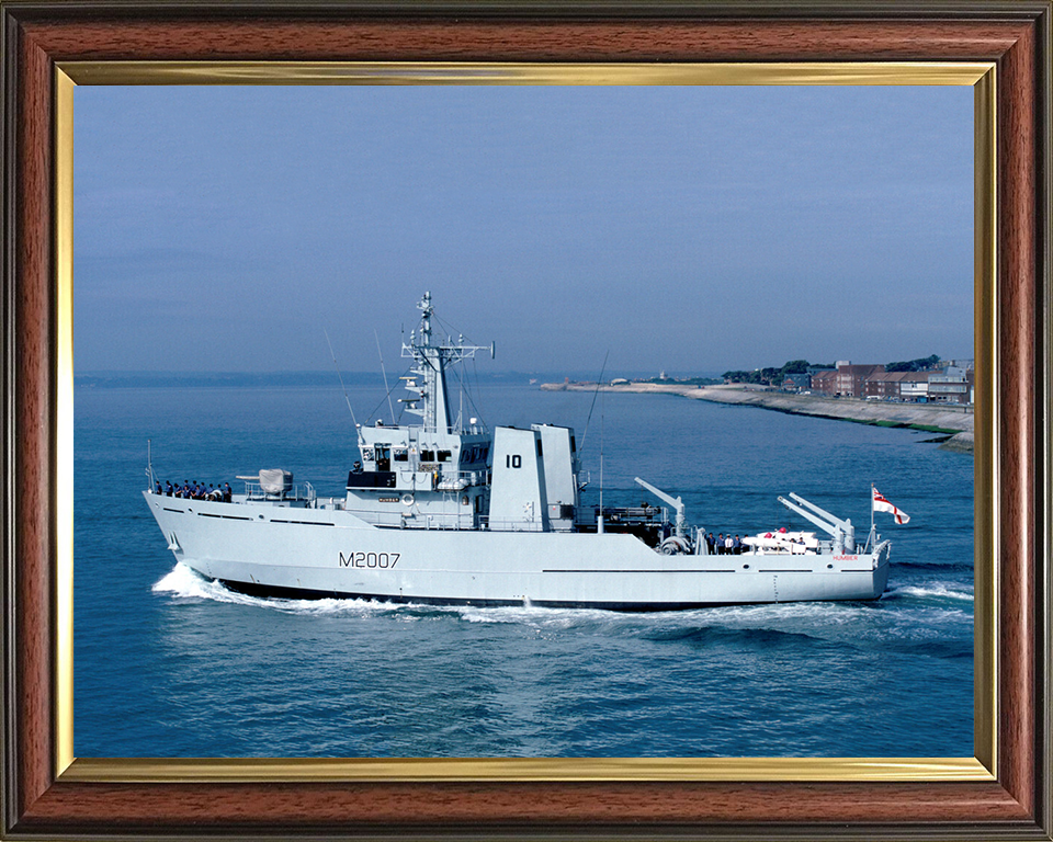 HMS Humber M2007 Royal Navy River class minesweeper Photo Print or Framed Print - Hampshire Prints