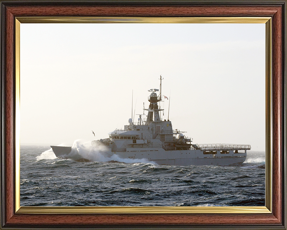 HMS Clyde (P257) Royal Navy River Class Patrol Vessel Riding Waves Photo Print Wall Art Decor Posters, Prints, & Visual Artwork Hampshire Prints 10 x 8 Classic Frame No