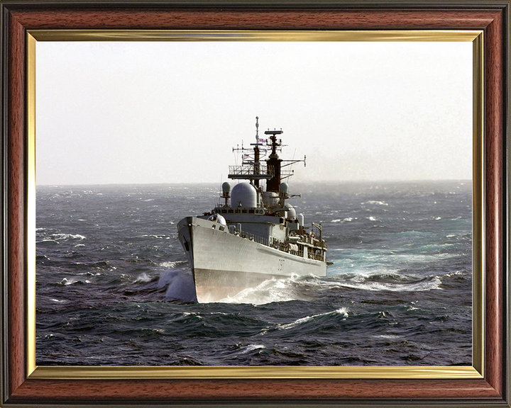 HMS Edinburgh (D97) Royal Navy Type 42 Destroyer In a Swell Photo Print Wall Art Decor Posters, Prints, & Visual Artwork Hampshire Prints 10 x 8 Classic Frame No