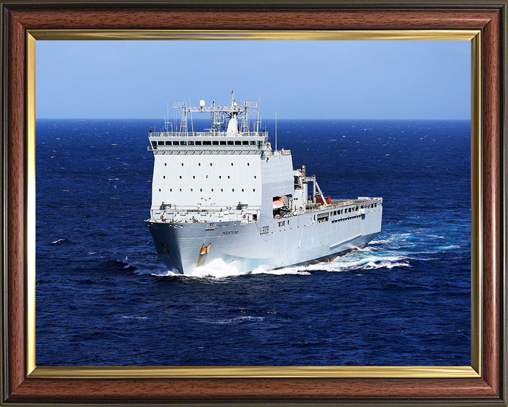 RFA Mounts Bay (L3008) Photo Print - Starboard Bow View at Sea - Royal Fleet Auxiliary Bay Class Ship Hampshire Prints 10 x 8 Classic Frame No