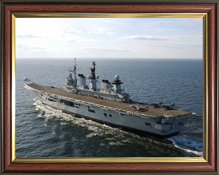 HMS Illustrious (R06) Photo Print - At Sea 2009 - Royal Navy Invincible Class Aircraft Carrier Hampshire Prints 10 x 8 Classic Frame No