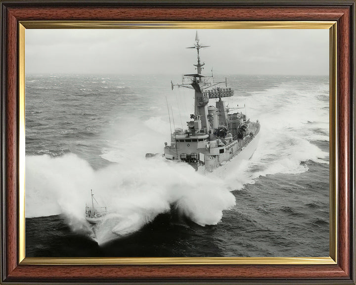 HMS Leander F109 | Photo Print | Framed Print | Leander Class | Frigate | Royal Navy Hampshire Prints