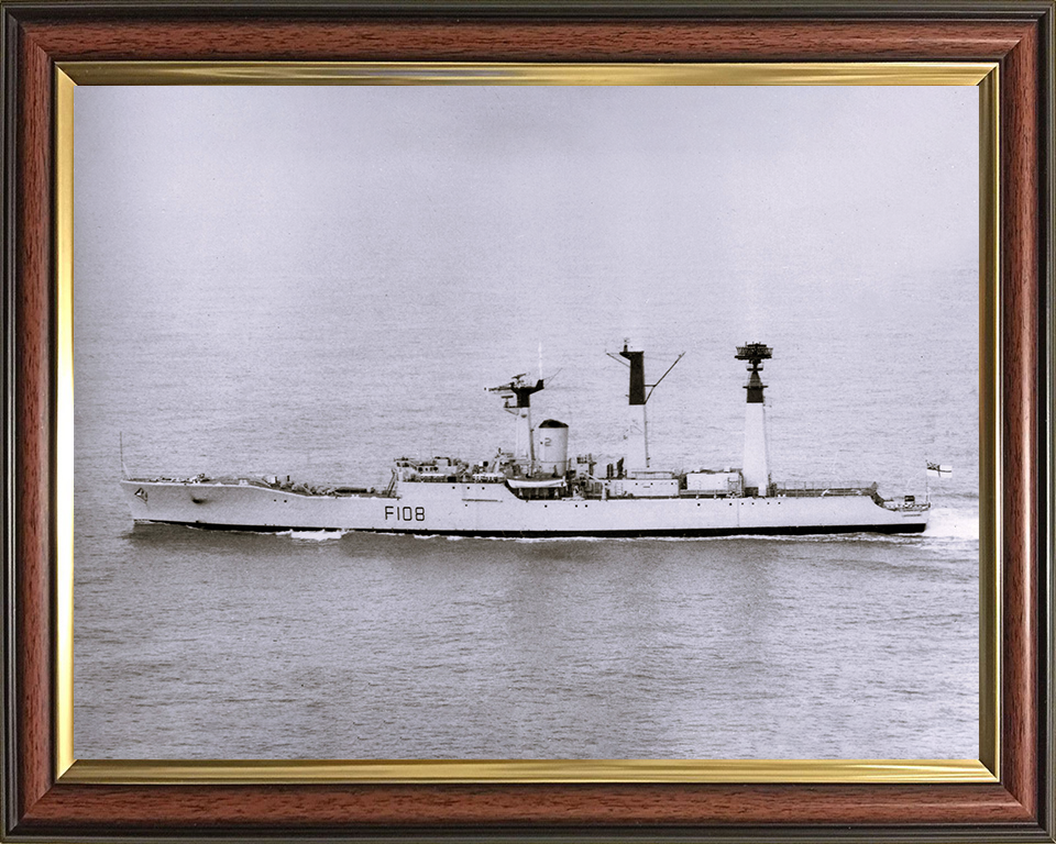 HMS Londonderry (F108) Photo Print - Underway - Royal Navy Rothesay Class Frigate Posters, Prints, & Visual Artwork Hampshire Prints 10 x 8 Classic Frame No