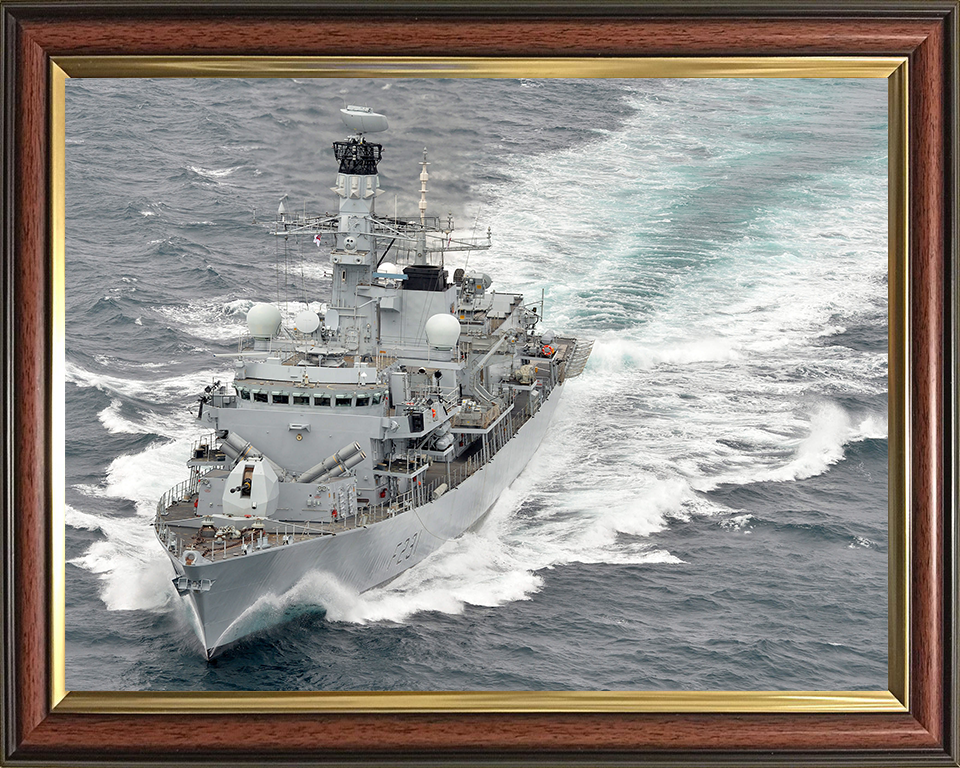 HMS Argyll (F231) Photo Print - Underway 2014 - Royal Navy Type 23 Frigate Posters, Prints, & Visual Artwork Hampshire Prints 10 x 8 Classic Frame No