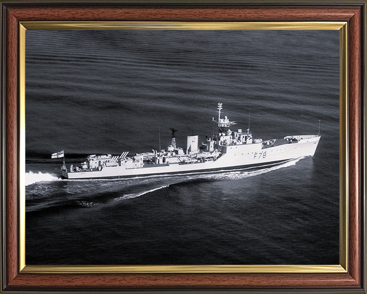 HMS Blackwood (F78) Photo Print - At Sea 1957 - Royal Navy Blackwood Class Frigate Posters, Prints, & Visual Artwork Hampshire Prints 10 x 8 Classic Frame No
