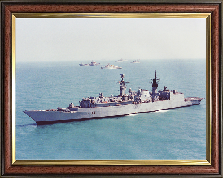 HMS Brave (F94) Royal Navy Type 22 Frigate Port Side View Photo Print Wall Art Decor Posters, Prints, & Visual Artwork Hampshire Prints 10 x 8 Classic Frame No