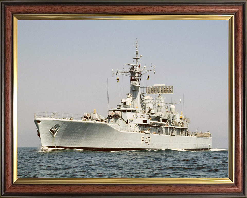 HMS Danae (F47) Royal Navy Leander Class Frigate Low Port Bow View Photo Print Wall Art Decor Posters, Prints, & Visual Artwork Hampshire Prints 10 x 8 Classic Frame No