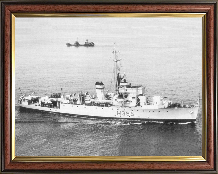 HMS Wave J385 (M385) | Photo Print | Framed Print | Algerine Class | Minesweeper | Royal Navy Hampshire Prints