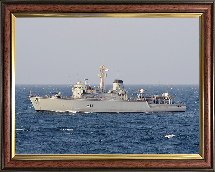 HMS Atherstone (M38) Royal Navy Hunt Class Mine Warfare Vessel Underway Photo Print Wall Art Decor Posters, Prints, & Visual Artwork Hampshire Prints 10 x 8 Classic Frame No