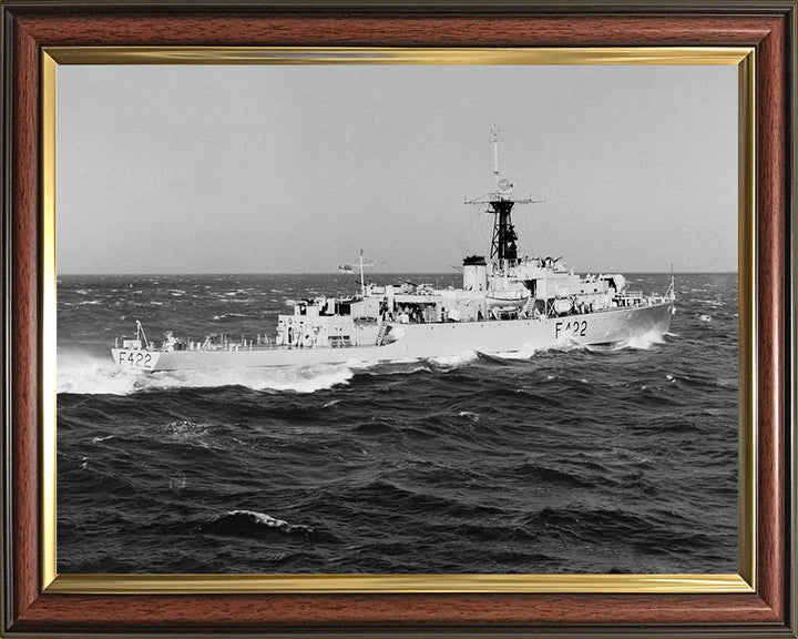 HMS Loch Eck K422 | Photo Print | Framed Print | Loch Class | Frigate | Royal Navy Hampshire Prints