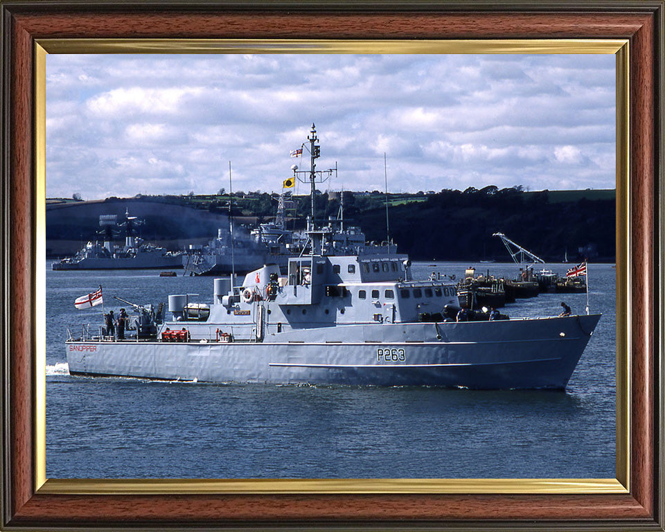 HMS Sandpiper P263 | Photo Print | Framed Print | Bird Class | Patrol Vessel | Royal Navy Hampshire Prints