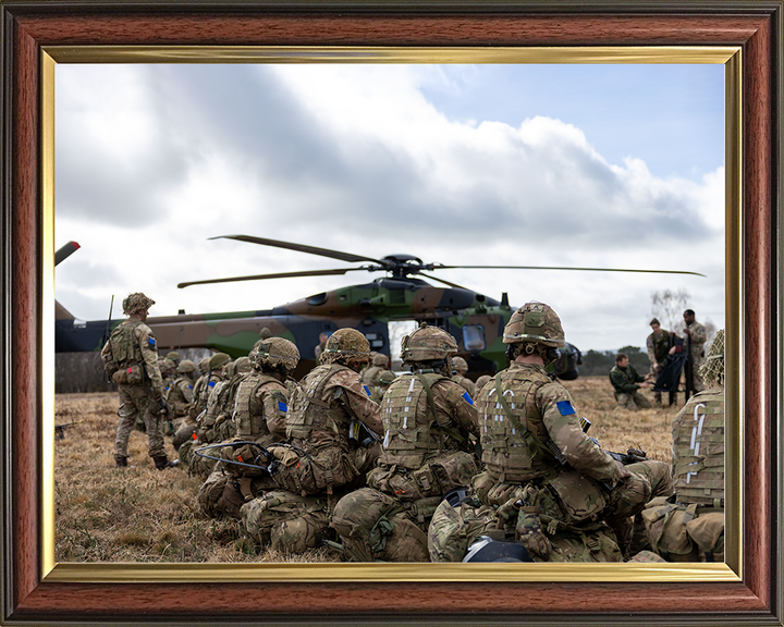 British Army Parachute Regiment Soldiers with French Caiman Helicopter Photo Print Wall Art Poster Posters, Prints, & Visual Artwork Hampshire Prints 10 x 8 Classic Frame No