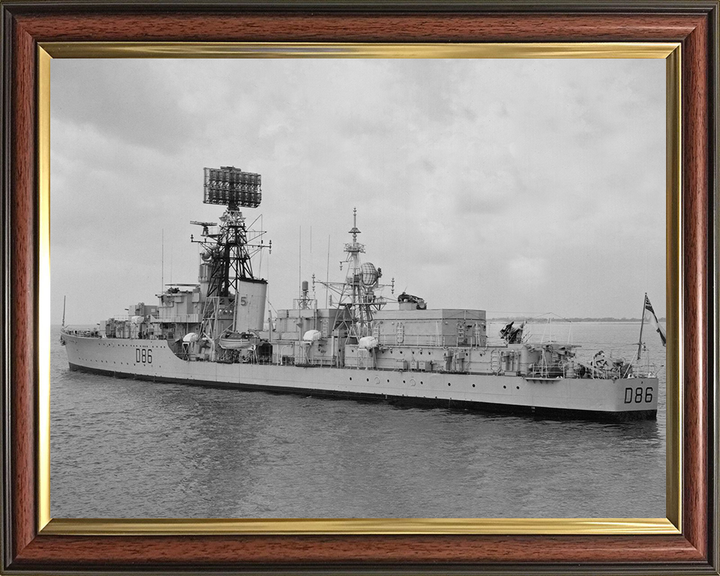 HMS Agincourt (D86) Photo Print - Underway - Royal Navy Battle Class Destroyer Posters, Prints, & Visual Artwork Hampshire Prints 10 x 8 Classic Frame No