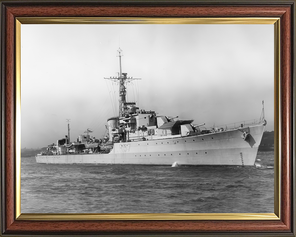 HMS Whelp (R37) Photo Print - At Sea 1944 - Royal Navy W Class Destroyer Hampshire Prints 10 x 8 Classic Frame No