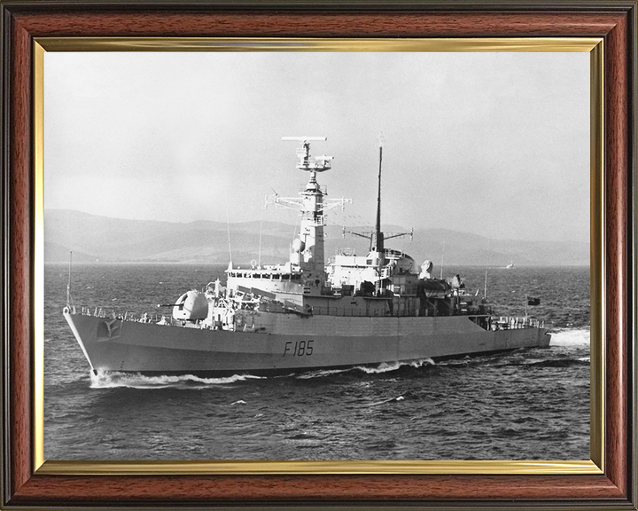 HMS Avenger (F185) Royal Navy Type 21 Frigate During Trials 1977 Photo Print Wall Art Decor Posters, Prints, & Visual Artwork Hampshire Prints 10 x 8 Classic Frame No