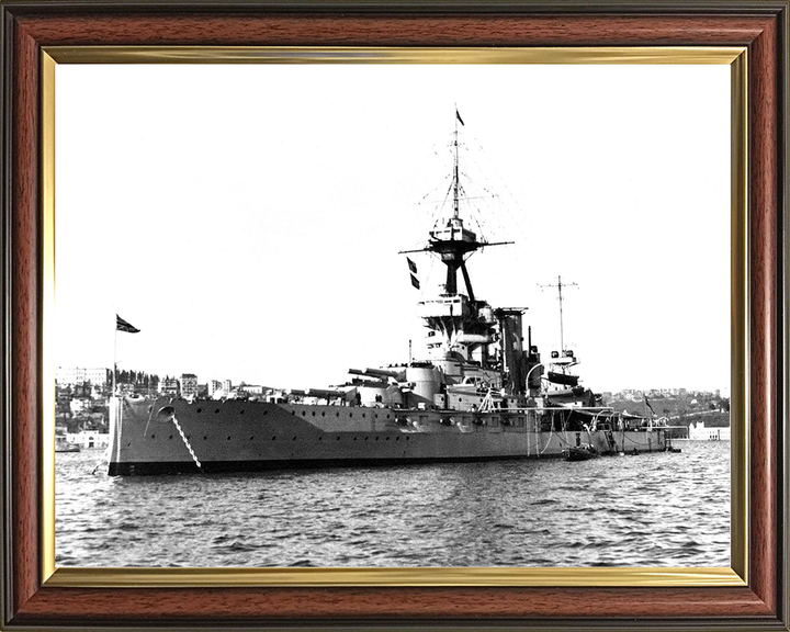 HMS Benbow (1913) Royal Navy Iron Duke Class Battleship At Anchor Photo Print Wall Art Decor Posters, Prints, & Visual Artwork Hampshire Prints 10 x 8 Classic Frame No