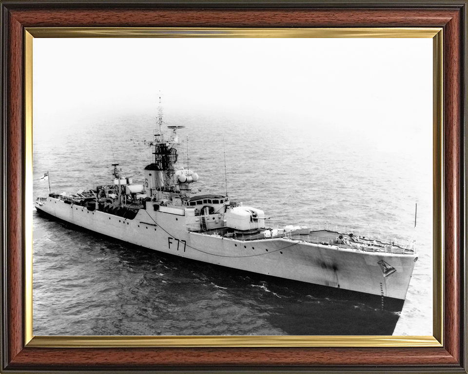 HMS Blackpool (F77) Royal Navy Whitby Class Frigate Starboard View Photo Print Wall Art Decor Posters, Prints, & Visual Artwork Hampshire Prints 10 x 8 Classic Frame No
