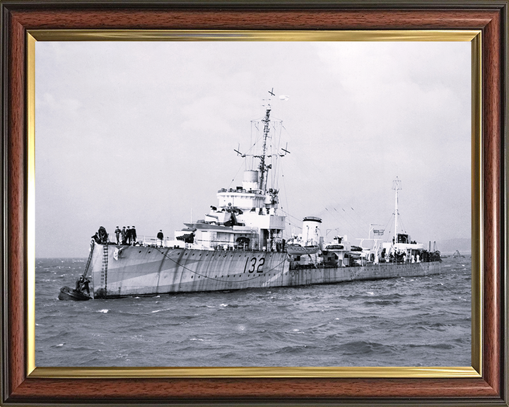 HMS Versatile (I32) Photo Print - At a Buoy 1943 - Royal Navy Admiralty V Class Destroyer Posters, Prints, & Visual Artwork Hampshire Prints 10 x 8 Classic Frame No