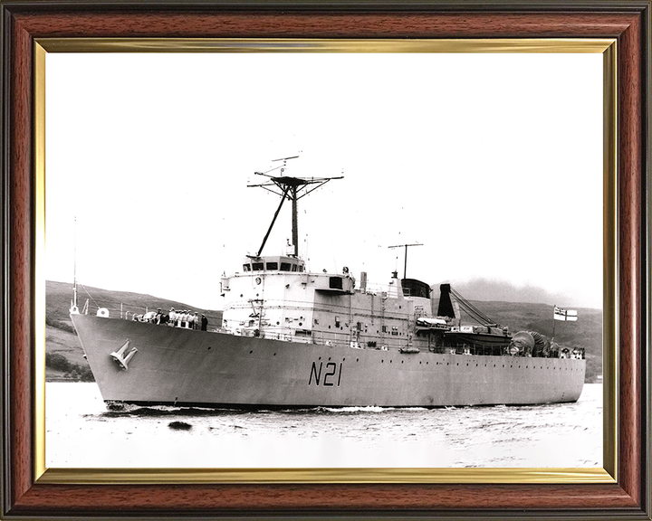 HMS Abdiel (N21) Royal Navy Abdiel Class Minelayer Photo Print Entering Harbour Warship Wall Art Posters, Prints, & Visual Artwork Hampshire Prints 10 x 8 Classic Frame No