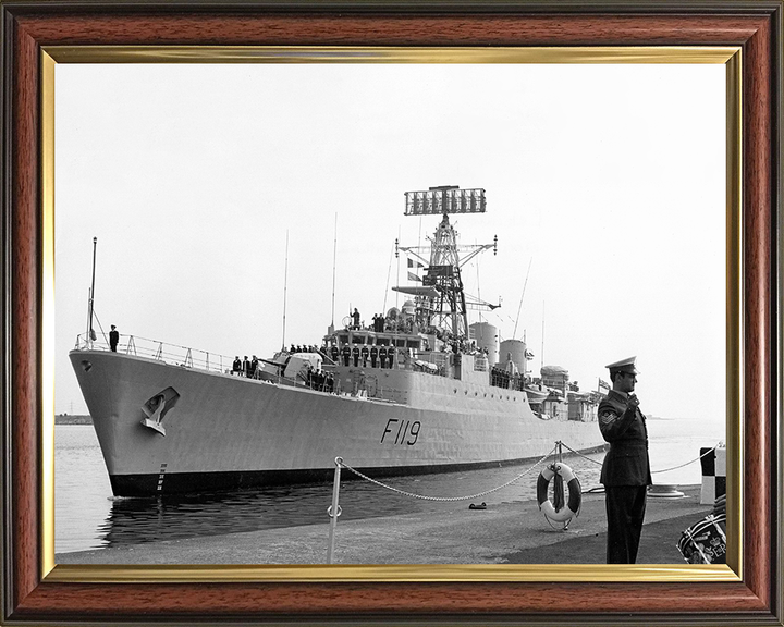 HMS Eskimo (F119) Photo Print - At Chatham 1976 - Royal Navy Tribal Class Frigate Posters, Prints, & Visual Artwork Hampshire Prints 10 x 8 Classic Frame No