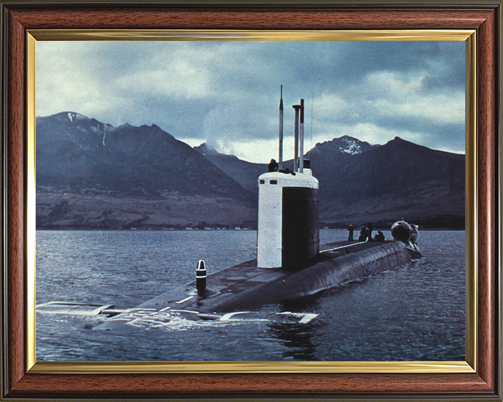 HMS Repulse (S23) Photo Print - Firth of Clyde 1979 - Royal Navy Resolution Class Submarine Hampshire Prints 10 x 8 Classic Frame No