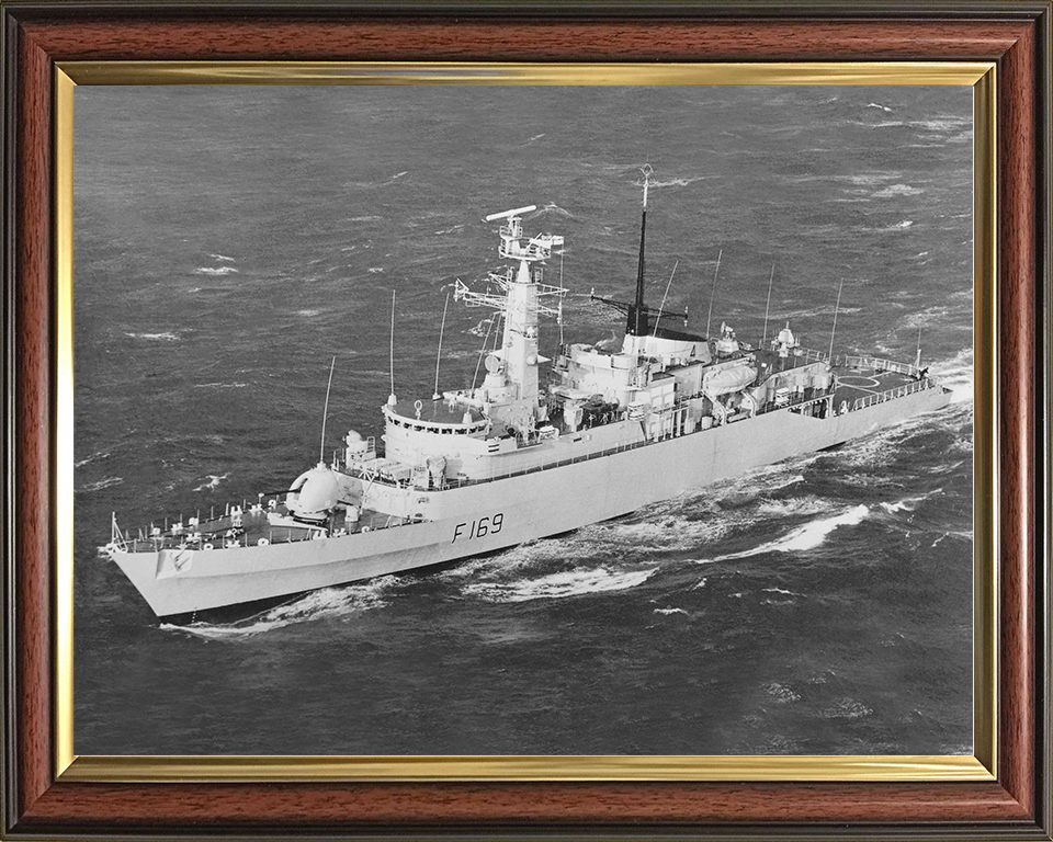 HMS Amazon (F169) Royal Navy Type 21 Frigate Black and White Photo Print Wall Art Decor Posters, Prints, & Visual Artwork Hampshire Prints 10 x 8 Classic Frame No
