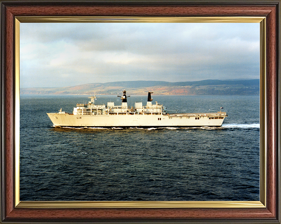 HMS Albion (L14) Royal Navy Albion Class Amphibious Ship During Trials 2002 Photo Print Wall Art Naval Decor Posters, Prints, & Visual Artwork Hampshire Prints 10 x 8 Classic Frame No