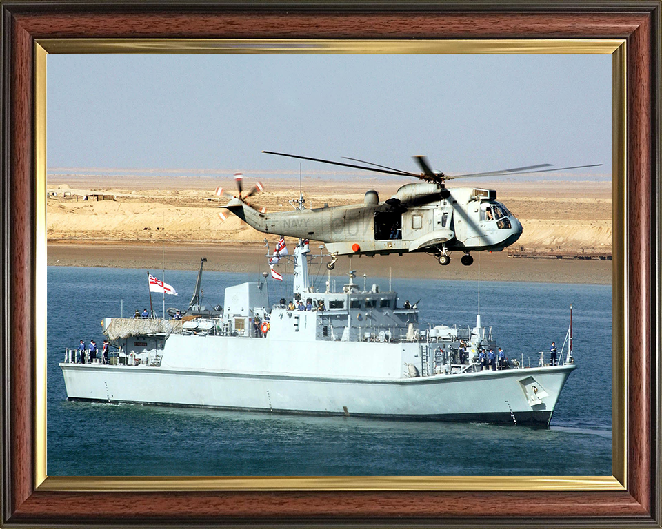 HMS Sandown (M101) Photo Print - Arabian Gulf 2003 - Royal Navy Sandown Class Minehunter Hampshire Prints 10 x 8 Classic Frame No