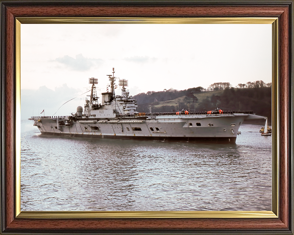 HMS Ark Royal (R09) Royal Navy Audacious Class Aircraft Carrier Paying Off Photo Print Wall Art Decor Posters, Prints, & Visual Artwork Hampshire Prints 10 x 8 Classic Frame No