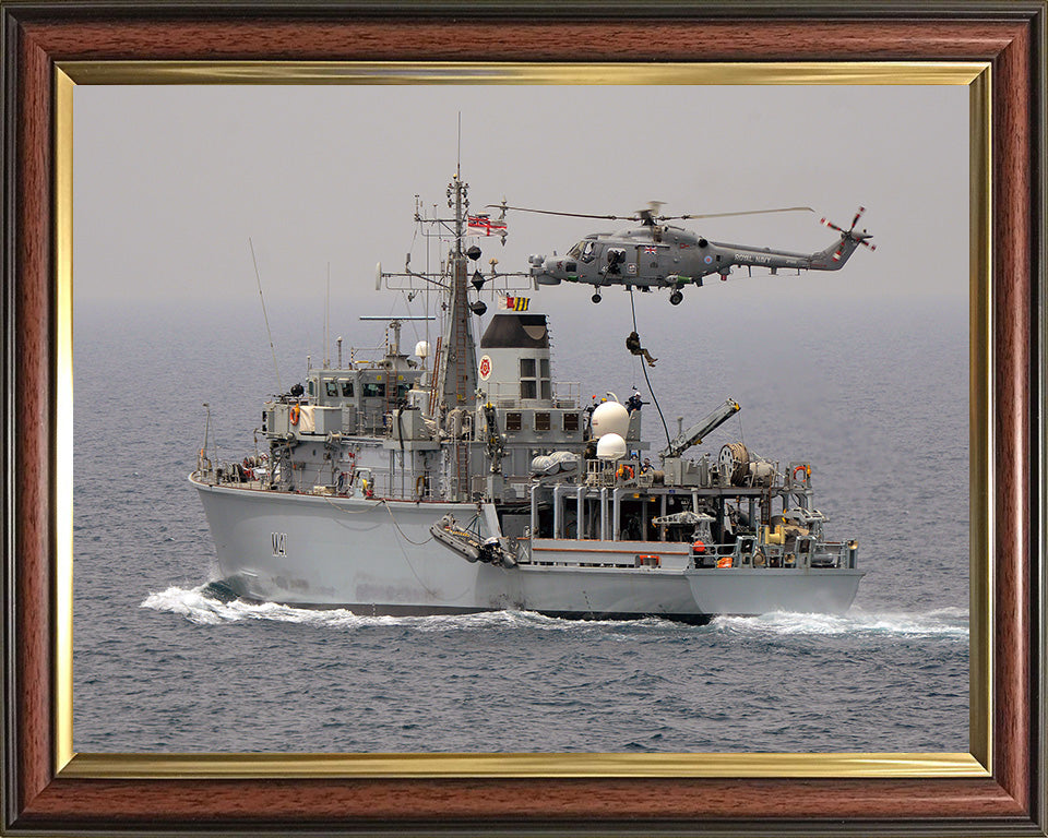 HMS Quorn M41 | Photo Print | Framed Print | Hunt Class | Mine Warfare Vessel | Royal Navy Hampshire Prints