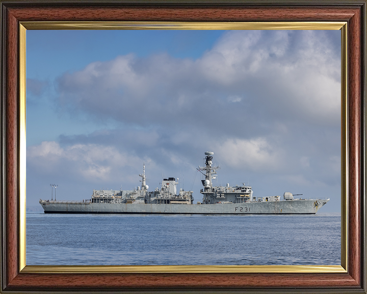 HMS Argyll (F231) Photo Print - Starboard View 2021 - Royal Navy Type 23 Frigate Posters, Prints, & Visual Artwork Hampshire Prints 10 x 8 Classic Frame No