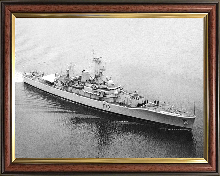 HMS Galatea (F18) Photo Print - Entering Harbour 1985 - Royal Navy Leander Class Frigate Hampshire Prints 10 x 8 Classic Frame No