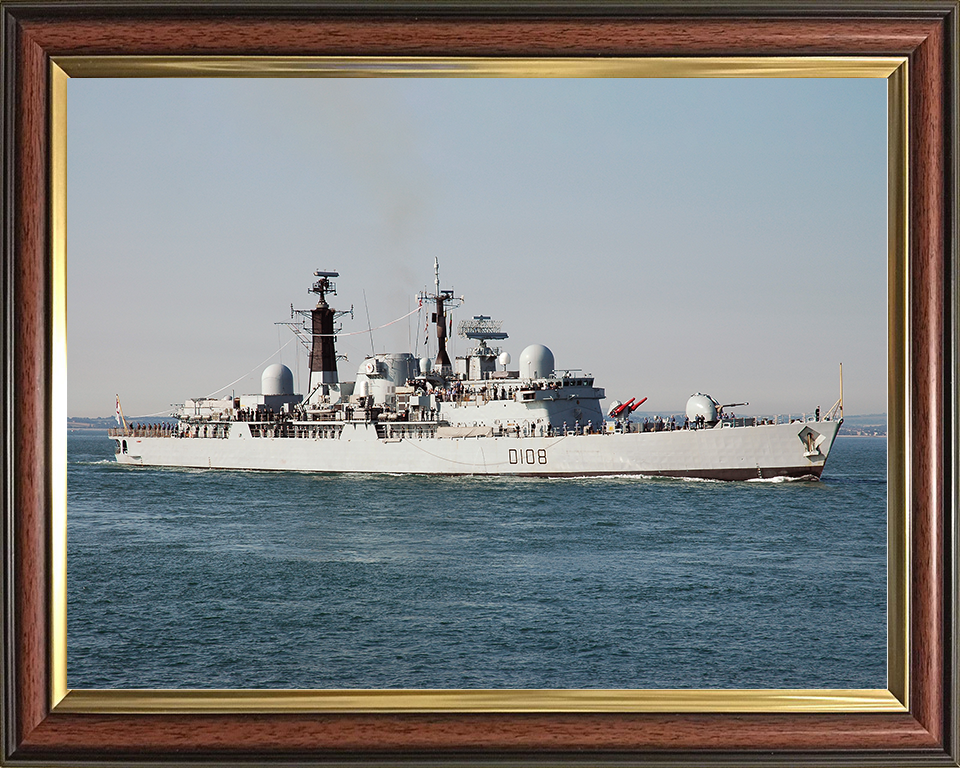HMS Cardiff (D108) Royal Navy Type 42 Destroyer Entering Harbour Paying off Photo Print Wall Art Decor Posters, Prints, & Visual Artwork Hampshire Prints 10 x 8 Classic Frame No