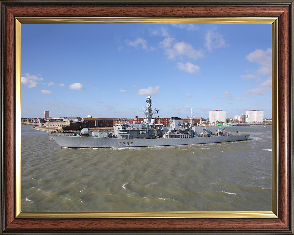 HMS Westminster (F237) Photo Print - Leaving Portsmouth - Royal Navy Type 23 Frigate Hampshire Prints 10 x 8 Classic Frame No
