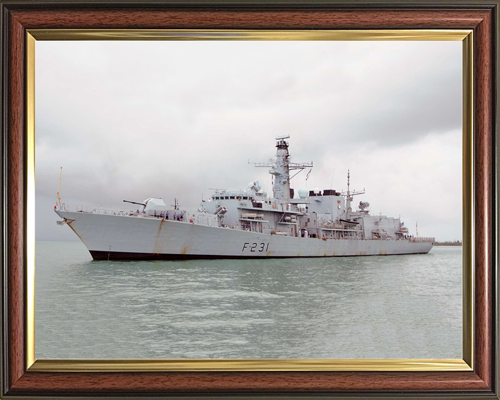 HMS Argyll (F231) Royal Navy Type 23 Frigate Low Port Side View Photo Print Wall Art Decor Posters, Prints, & Visual Artwork Hampshire Prints 10 x 8 Classic Frame No