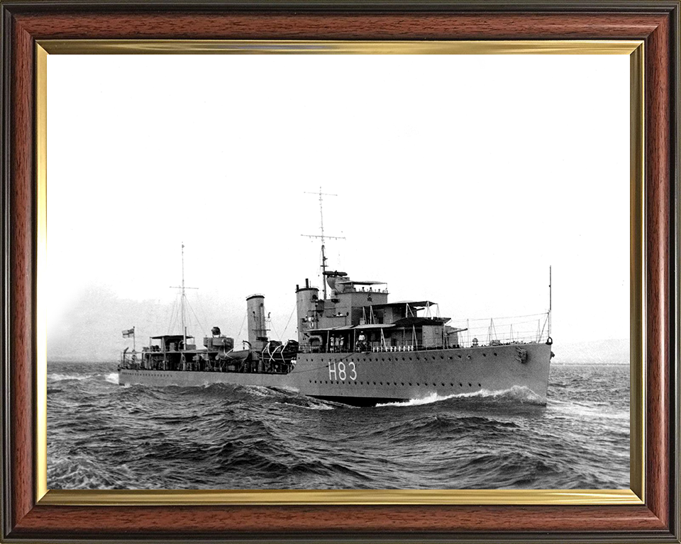 HMS Cygnet (H83) Photo Print - At Sea - Royal Navy C Class Destroyer Posters, Prints, & Visual Artwork Hampshire Prints 10 x 8 Classic Frame No