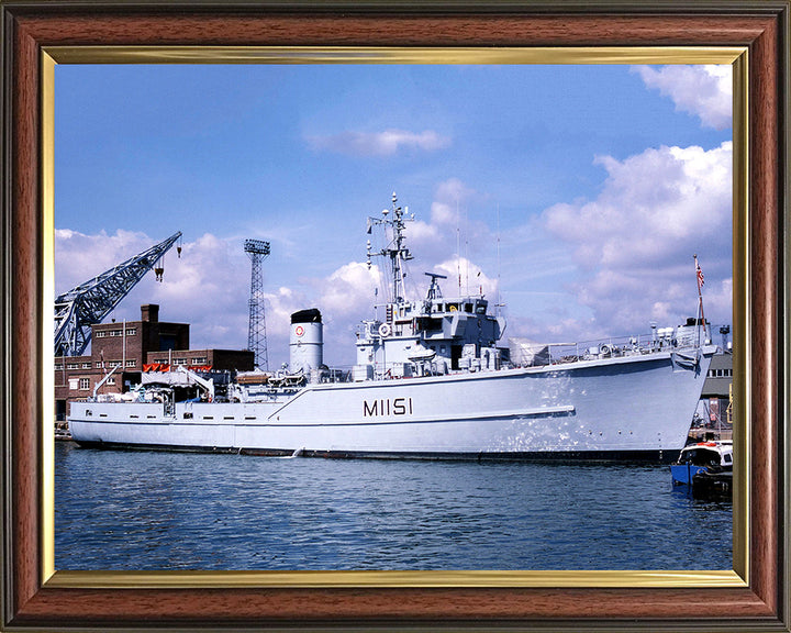 HMS Iveston (M1151) Photo Print - Alongside - Royal Navy Ton Class Minesweeper Hampshire Prints 10 x 8 Classic Frame No