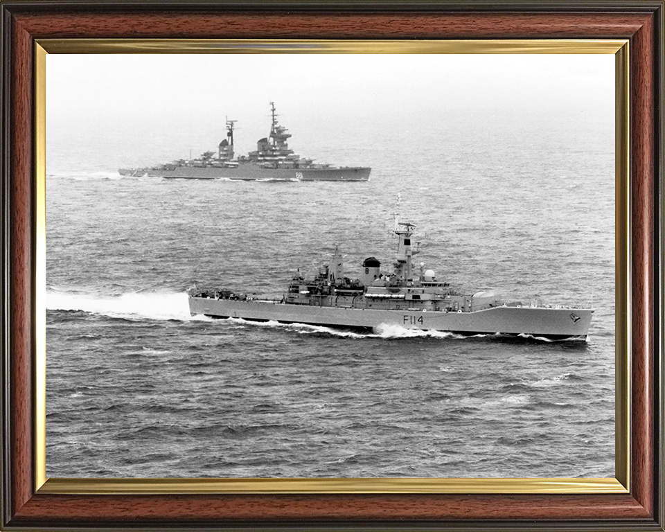 HMS Ajax (F114) Photo Print - North Sea 1976 - Royal Navy Leander Class Frigate Posters, Prints, & Visual Artwork Hampshire Prints 10 x 8 Classic Frame No