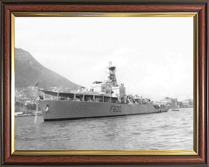 HMS St Brides Bay K600 | Photo Print | Framed Print | Bay Class | Frigate | Royal Navy Hampshire Prints
