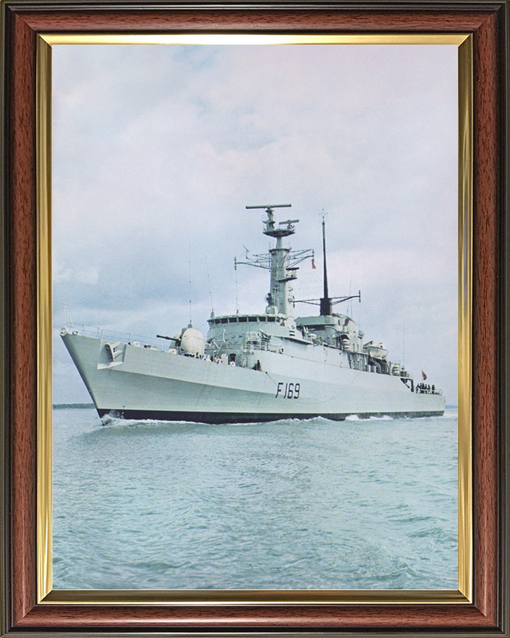 HMS Amazon (F169) Royal Navy Type 21 Frigate Port Bow Portrait View Photo Print Wall Art Decor Posters, Prints, & Visual Artwork Hampshire Prints 10 x 8 Classic Frame No