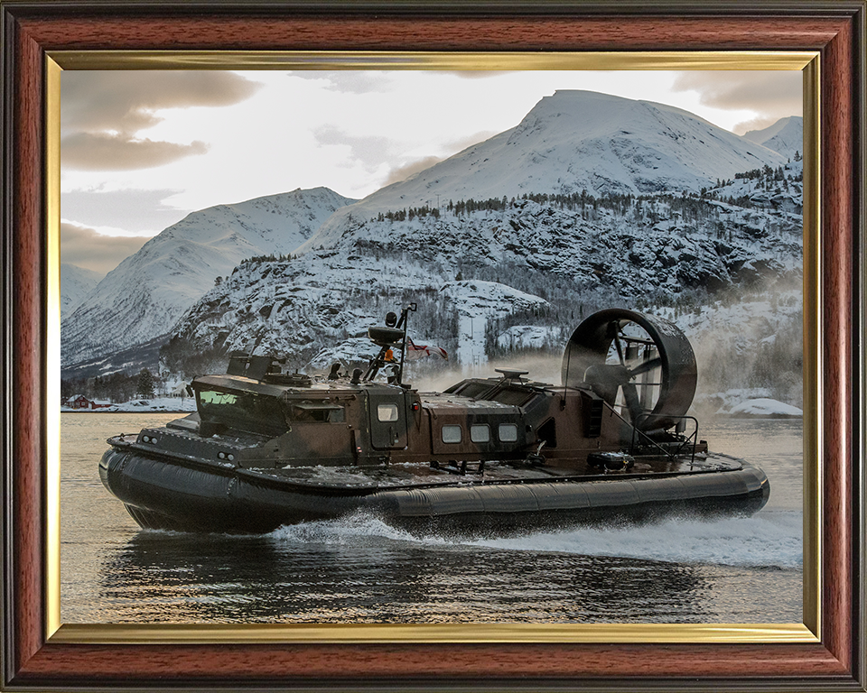 Royal Marines Commandos Drive a LCAC Hovercraft Photo Print Hampshire Prints 10 x 8 Classic Frame No