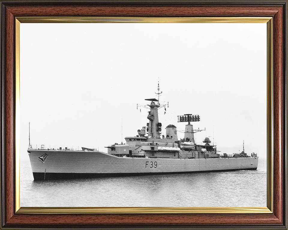 HMS Naiad (F39) Photo Print - at sea - Royal Navy Leander Class Frigate Posters, Prints, & Visual Artwork Hampshire Prints 10 x 8 Classic Frame No
